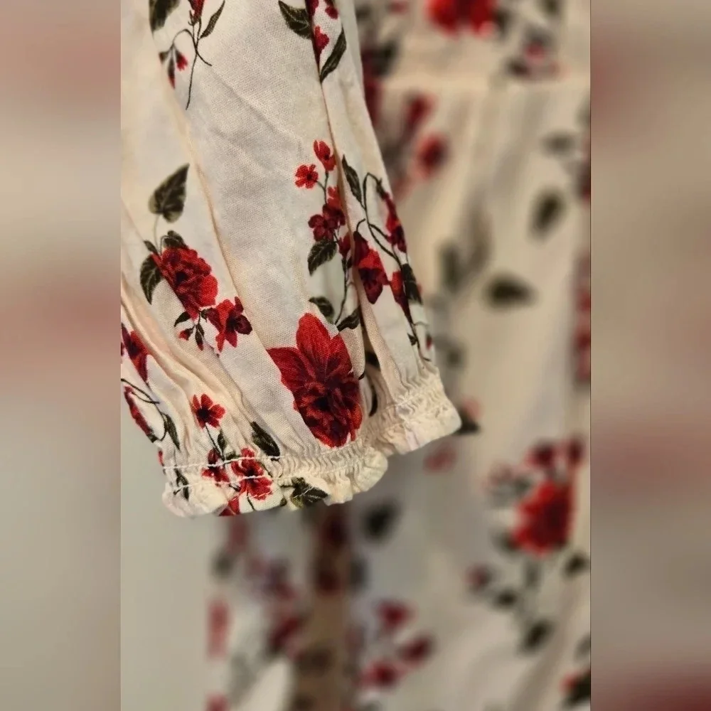 Girls Red Floral Smocked Dresses - Picture 4 of 5